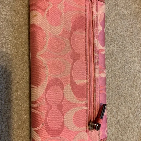 Bundle of Coach wallets and wristlets - Picture 3 of 16